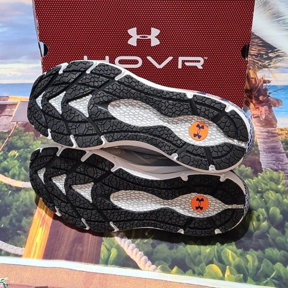 Under Armour Hovr Phantom Shoes NWB Size 8.5 main image 4